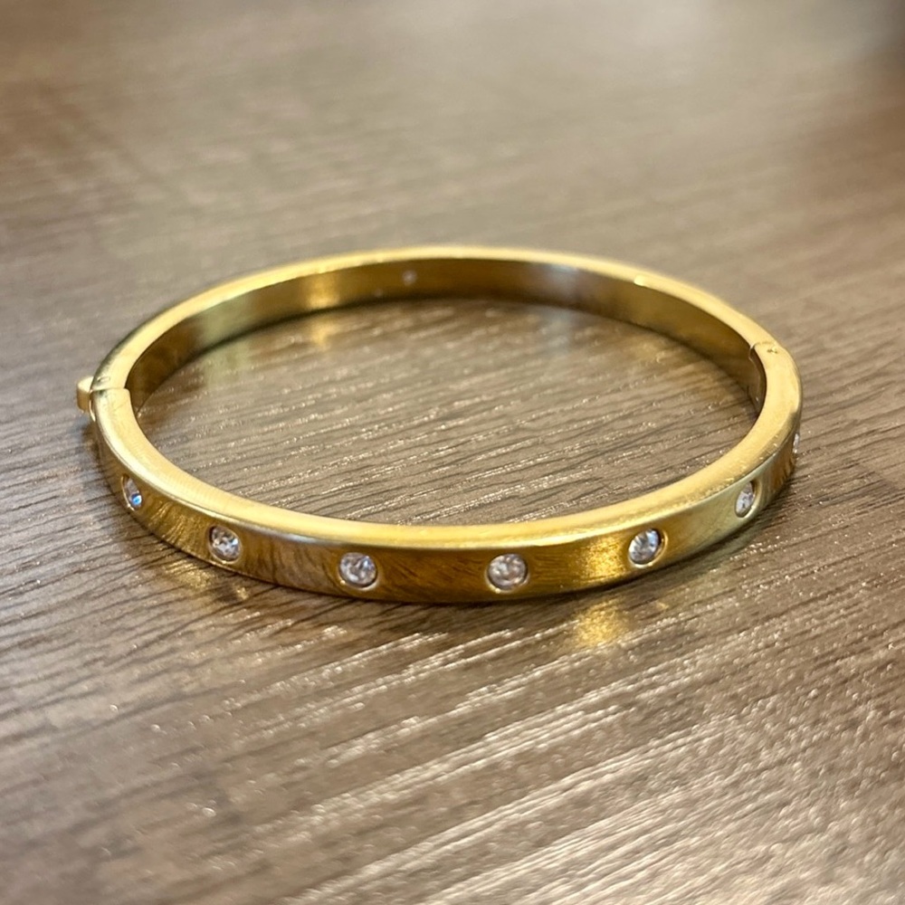 KATE SPADE Set In Stone Hinged Gold Crystal Bangle